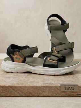 🔥NEW! TEVA Men's Zymic Sandals sz 12 NWT